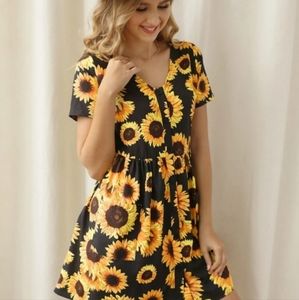 Shein Sunflower Dress Size Large.